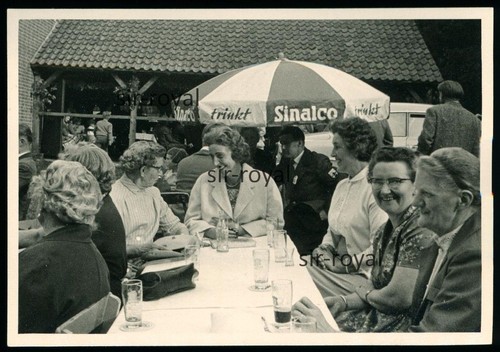 Damenrunde vor sinalco - vor,